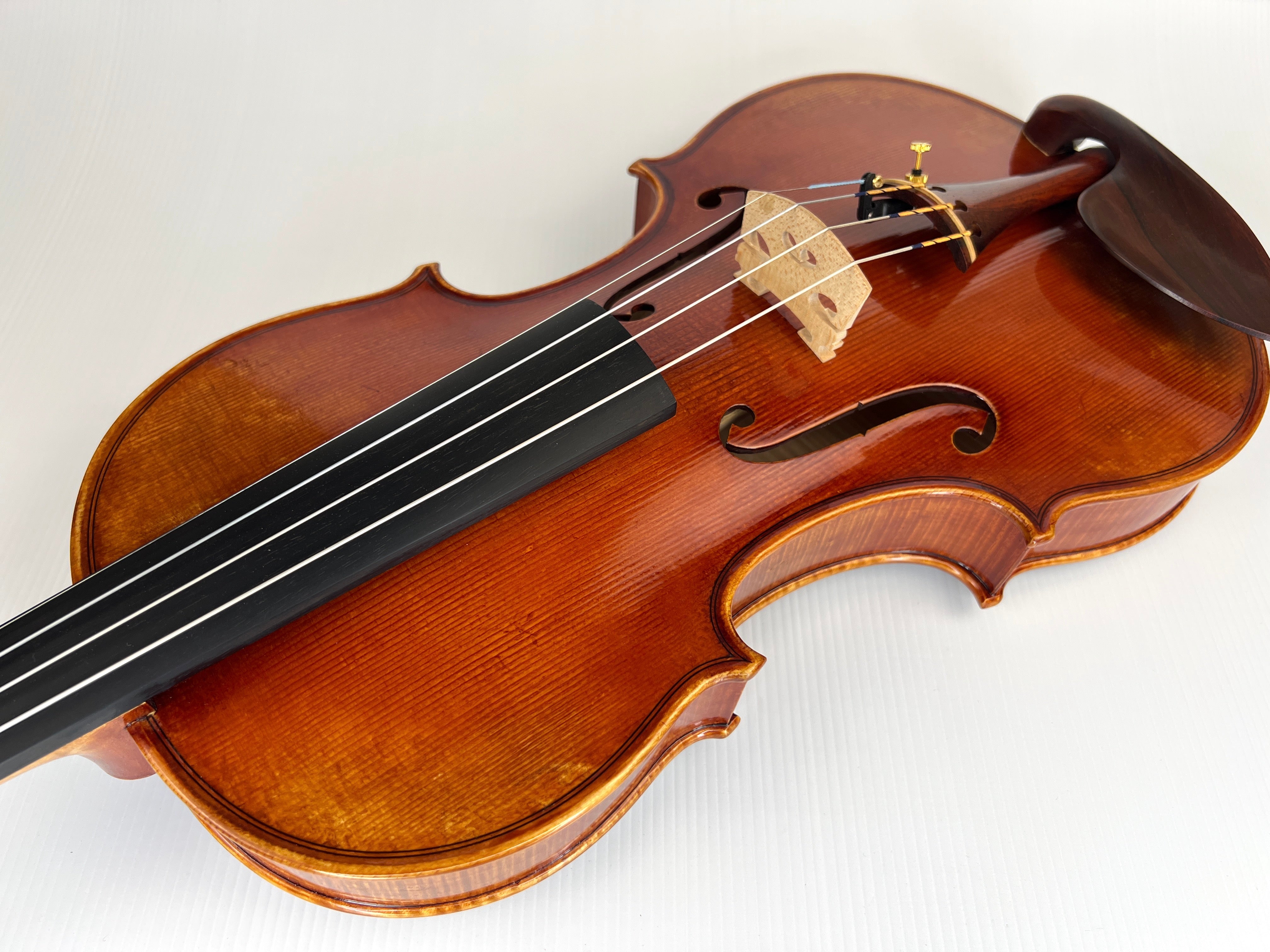 Euro II Violin