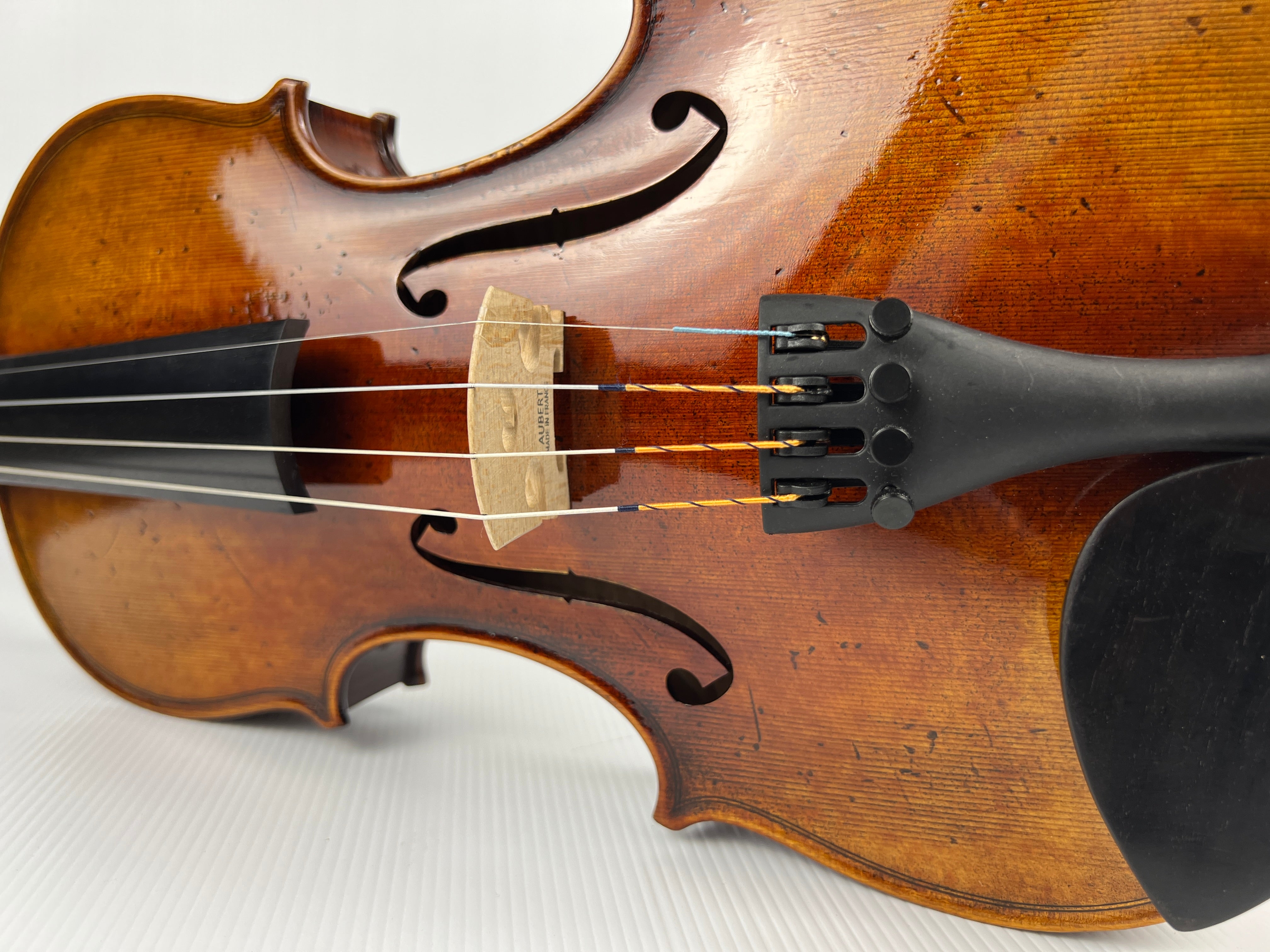 Luthier - 8 Violin