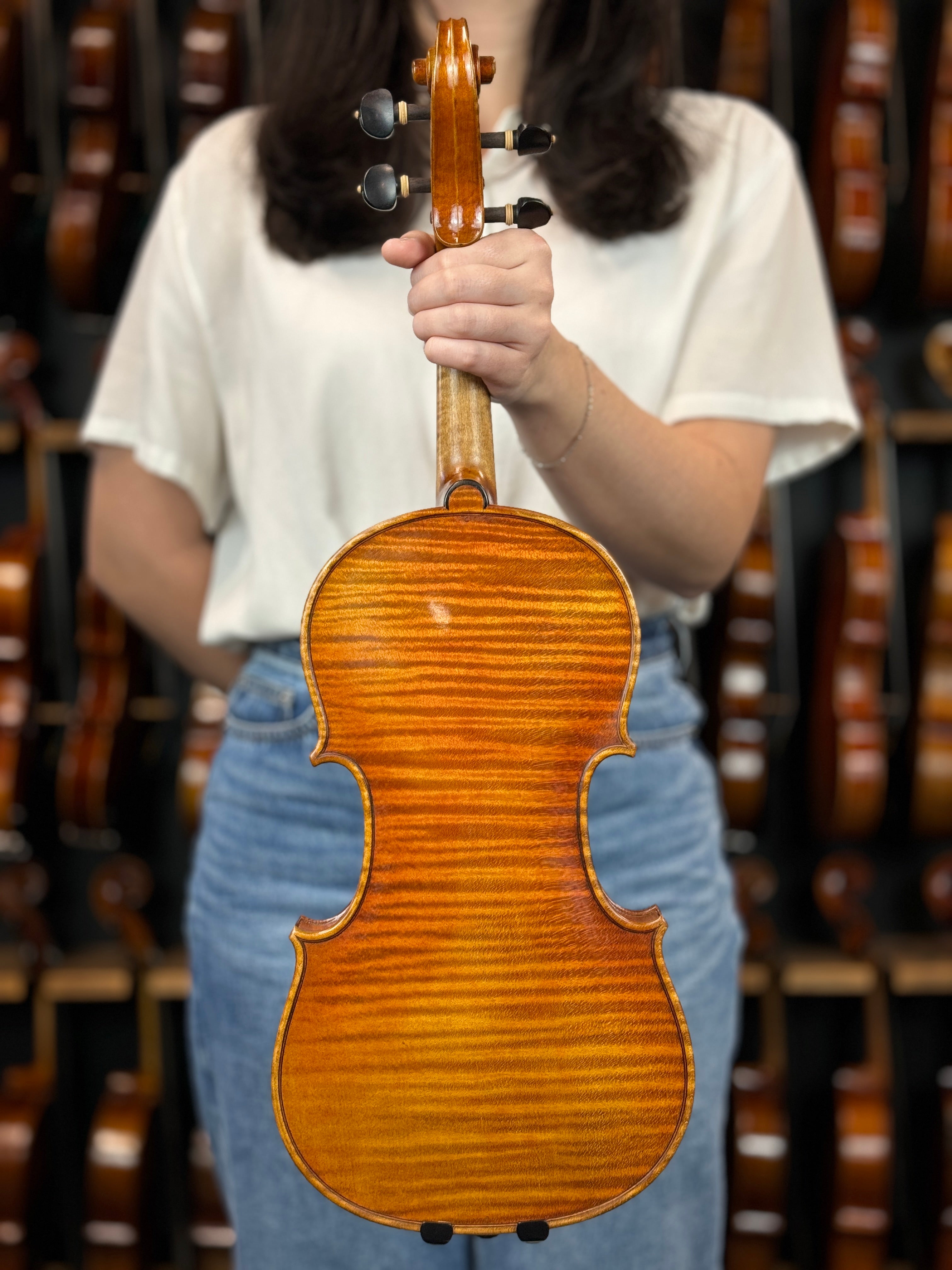 Luthier - 10 Violin
