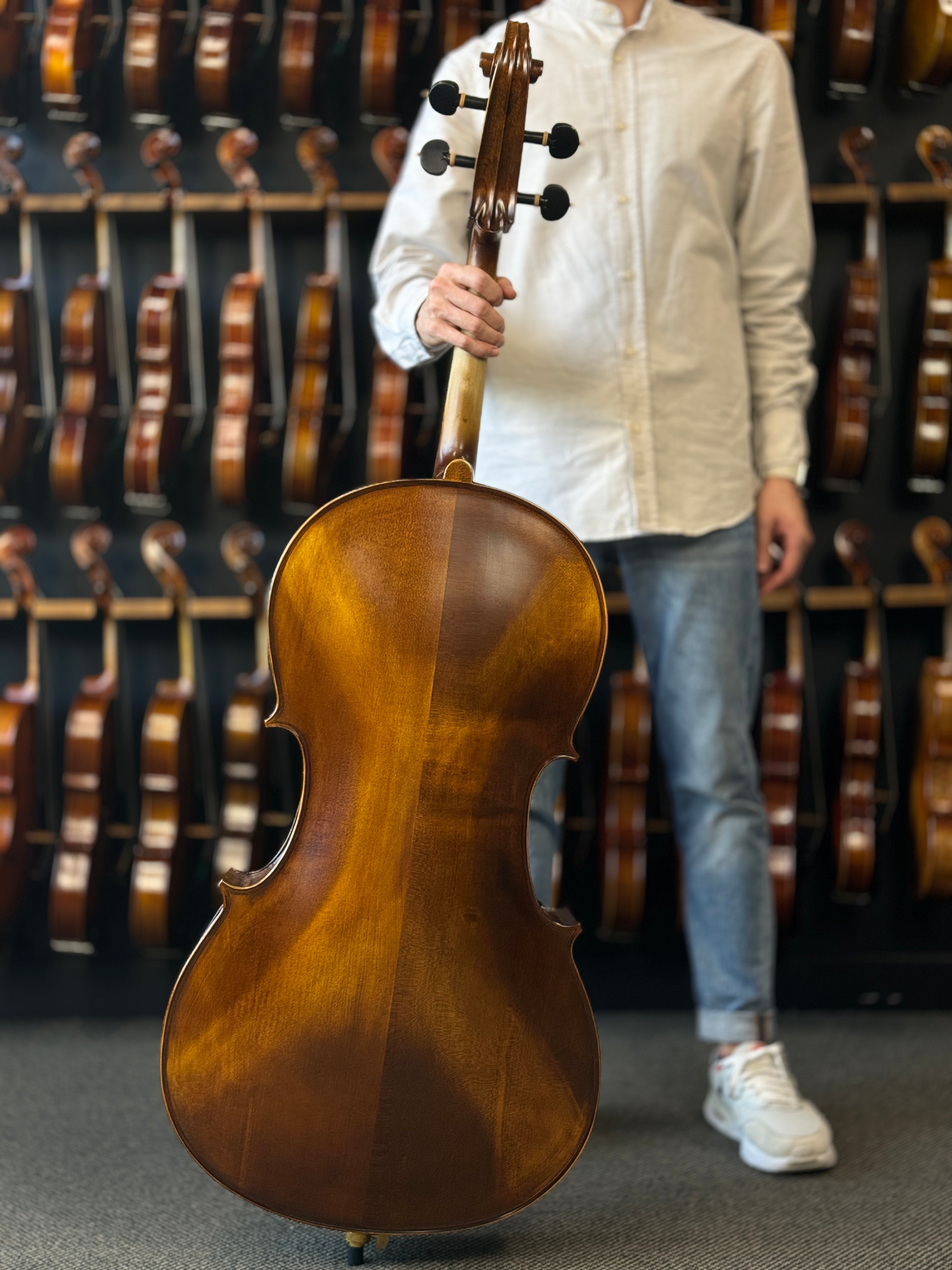 Sonore Cello Outfit