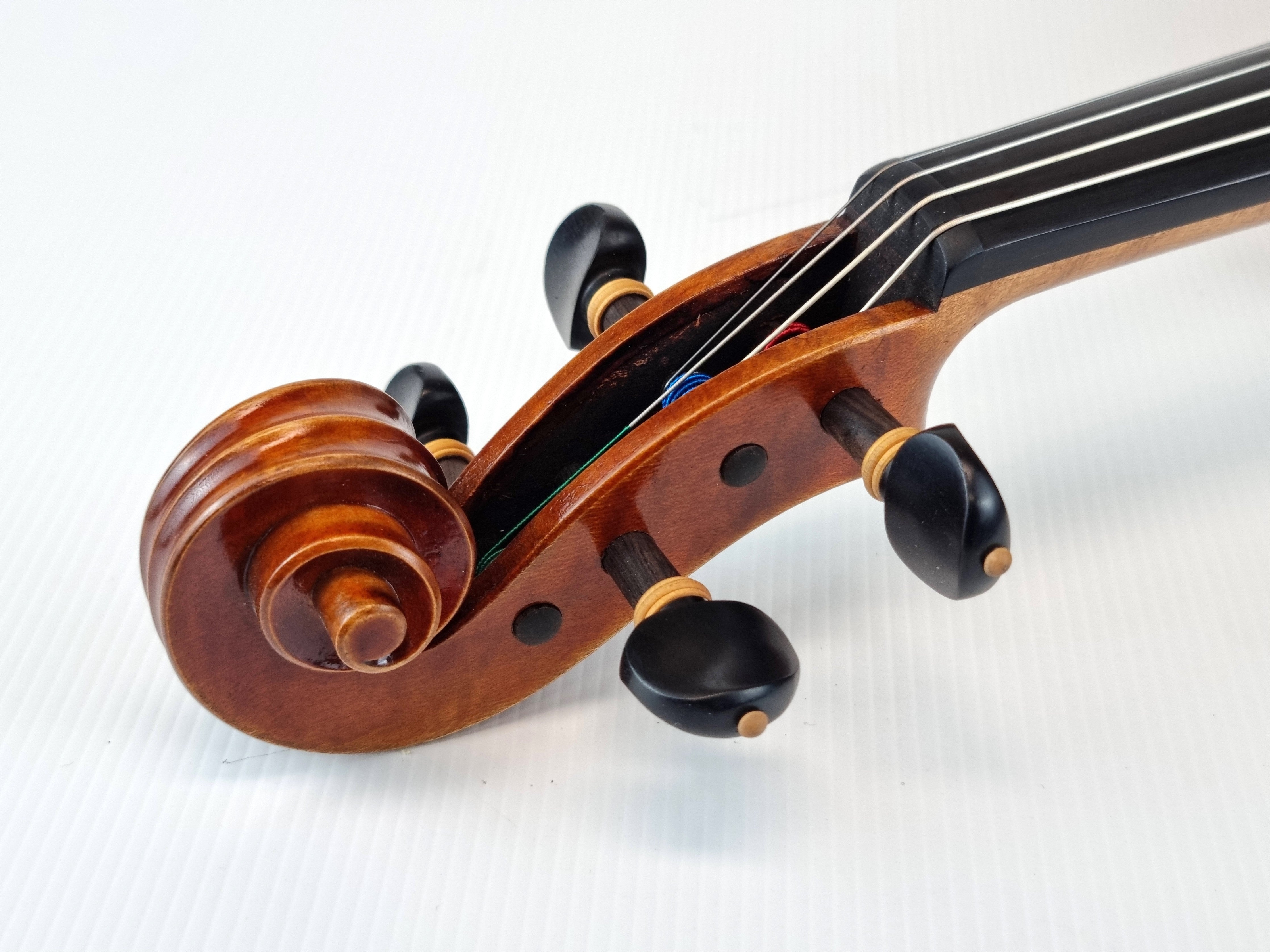 Luthier - 10 Viola