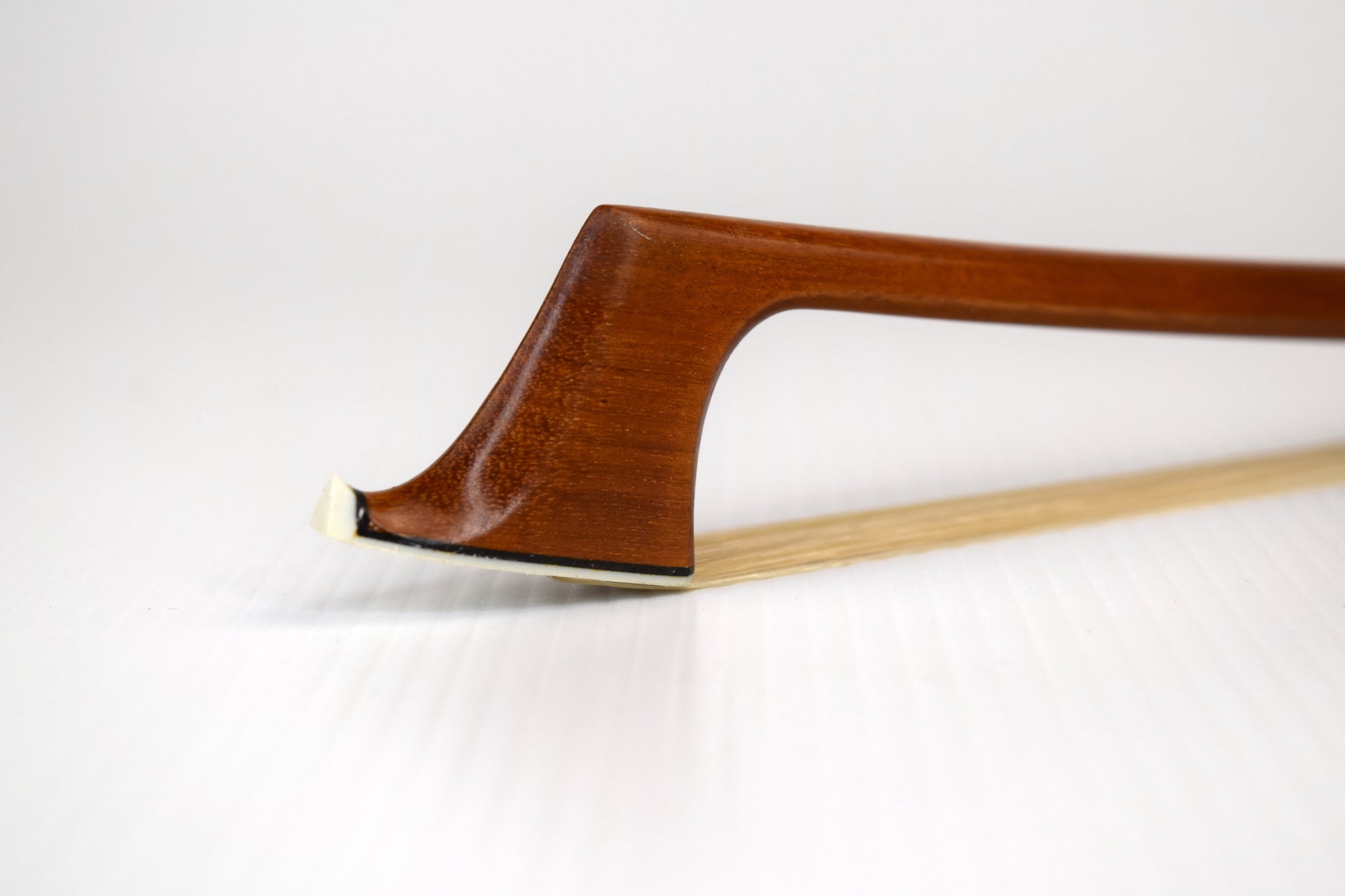 FS Cello Bow Pernambuco Deluxe 4/4