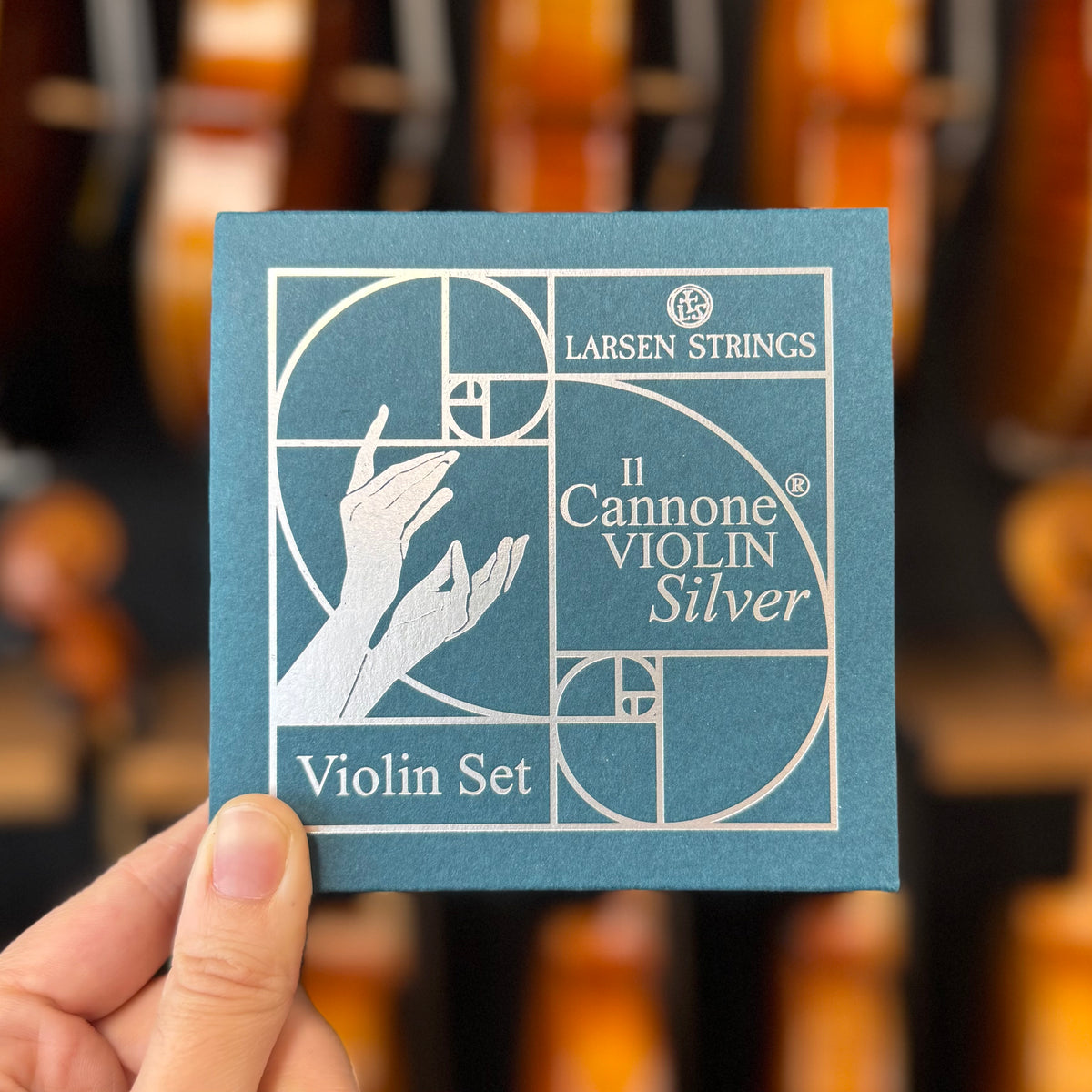 Larsen Il Cannone Silver Violin Strings